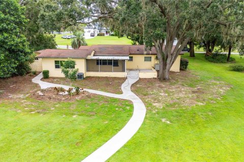 Casa en venta en Dade City, Florida, 4 dormitorios, 259.48 m2 № 1904732 - foto 12