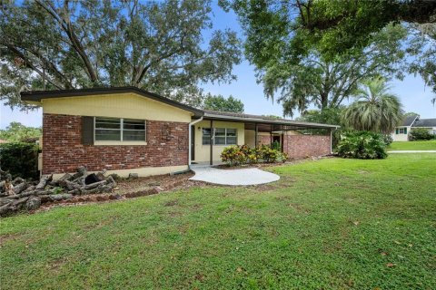 Casa en venta en Dade City, Florida, 4 dormitorios, 259.48 m2 № 1904732 - foto 3