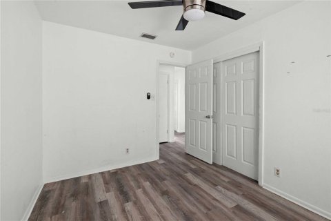 Casa en venta en Dade City, Florida, 4 dormitorios, 259.48 m2 № 1904732 - foto 19