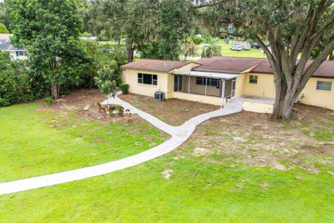 Casa en venta en Dade City, Florida, 4 dormitorios, 259.48 m2 № 1904732 - foto 10