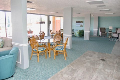 Condo in Winter Haven, Florida, 2 bedrooms  № 2217834 - photo 30