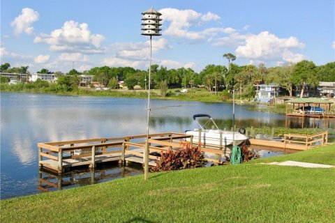 Condo in Winter Haven, Florida, 2 bedrooms  № 2217834 - photo 4