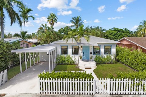 Villa ou maison à louer à West Palm Beach, Floride: 4 chambres, 117.43 m2 № 832850 - photo 1