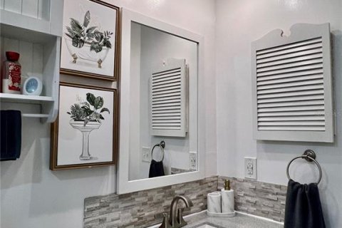 Townhouse in Port Orange, Florida 2 bedrooms, 104.05 sq.m. № 2239280 - photo 14
