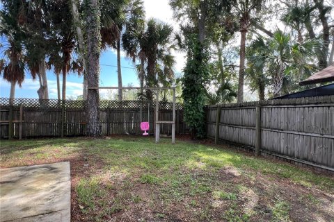 Townhouse in Port Orange, Florida 2 bedrooms, 104.05 sq.m. № 2239280 - photo 21