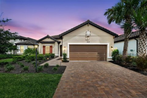 House in Sarasota, Florida 3 bedrooms, 225.66 sq.m. № 2220383