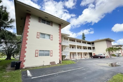 Купить кондоминиум в Плантация, Флорида 1 спальня, 69.49м2, № 2065778 - фото 20