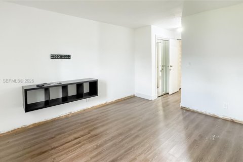 Купить кондоминиум в Плантация, Флорида 1 спальня, 69.49м2, № 2065778 - фото 13