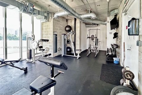 Condo in Miami, Florida, 1 bedroom  № 2059021 - photo 20