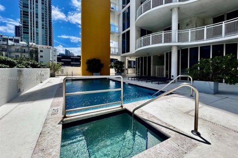 Condo in Miami, Florida, 1 bedroom  № 2059021 - photo 18