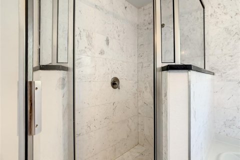 Villa ou maison à louer à Poinciana, Floride: 4 chambres, 164.25 m2 № 2425390 - photo 28