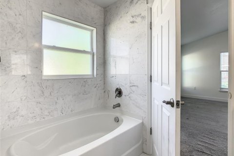 Villa ou maison à louer à Poinciana, Floride: 4 chambres, 164.25 m2 № 2425390 - photo 27