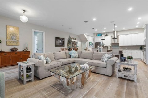 House in Palm Coast, Florida 3 bedrooms, 188.03 sq.m. № 1564067 - photo 10