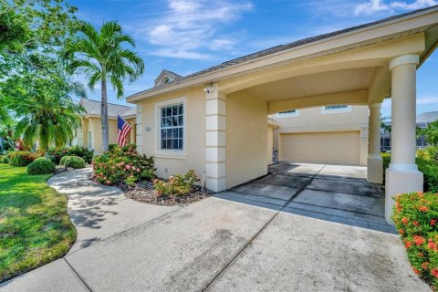 Villa ou maison à vendre à Bradenton, Floride: 4 chambres, 230.58 m2 № 1911653 - photo 5
