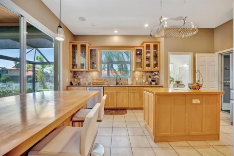 Villa ou maison à vendre à Bradenton, Floride: 4 chambres, 230.58 m2 № 1911653 - photo 12