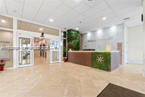 Снять в аренду кондоминиум в Санни-Айлс-Бич, Флорида 55.28м2, № 1992492 - фото 3