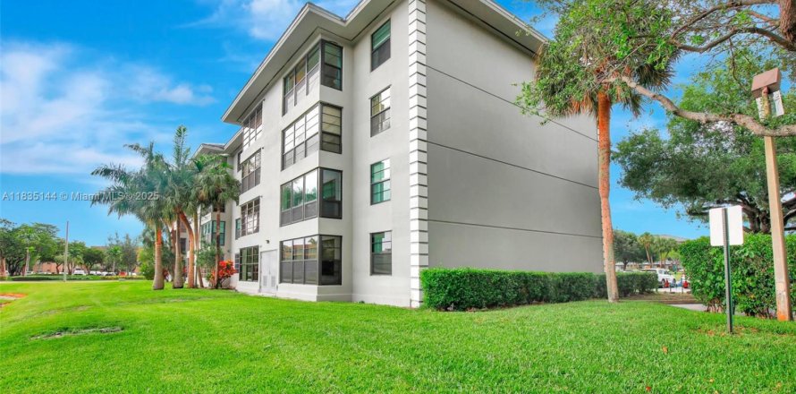Condominio en Davie, Florida, 2 dormitorios  № 1820307