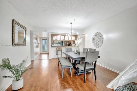 Condominio en venta en Davie, Florida, 2 dormitorios, 128.67 m2 № 1820307 - foto 15
