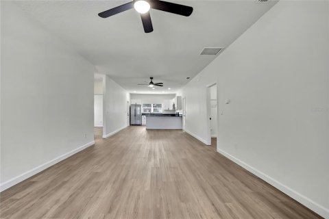 Villa ou maison à vendre à Tampa, Floride: 4 chambres, 142.14 m2 № 2093920 - photo 11