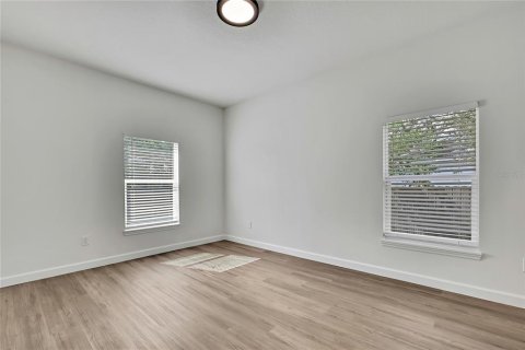 Villa ou maison à vendre à Tampa, Floride: 4 chambres, 142.14 m2 № 2093920 - photo 18