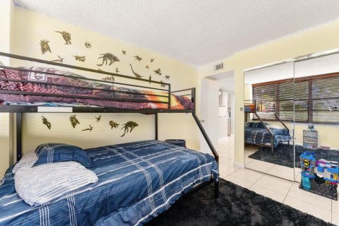 Copropriété à vendre à Hollywood, Floride: 2 chambres, 96.62 m2 № 2169919 - photo 17