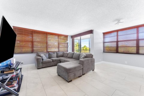 Copropriété à vendre à Hollywood, Floride: 2 chambres, 96.62 m2 № 2169919 - photo 8