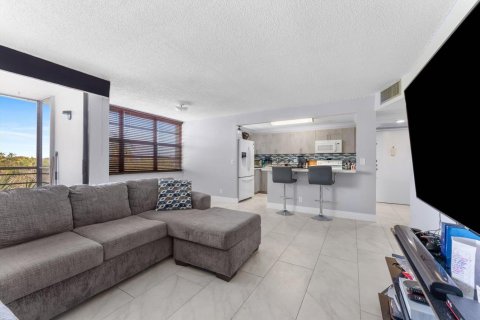 Copropriété à vendre à Hollywood, Floride: 2 chambres, 96.62 m2 № 2169919 - photo 6