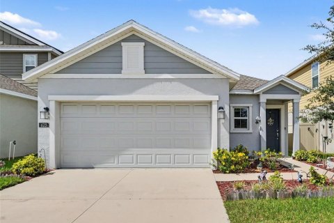 Villa ou maison à Eagle Lake, Floride 3 chambres, 132.29 m2 № 2318759