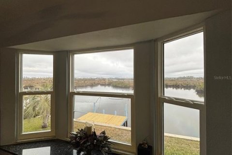 Купить виллу или дом в Кристал-Ривер, Флорида 12 комнат, 177.63м2, № 1521653 - фото 11