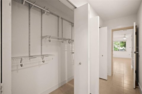 Снять в аренду квартиру в Клируотер, Флорида 1 комната, 92.9м2, № 1845412 - фото 10