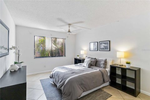 Condo in Sarasota, Florida, 1 bedroom  № 1905353 - photo 20