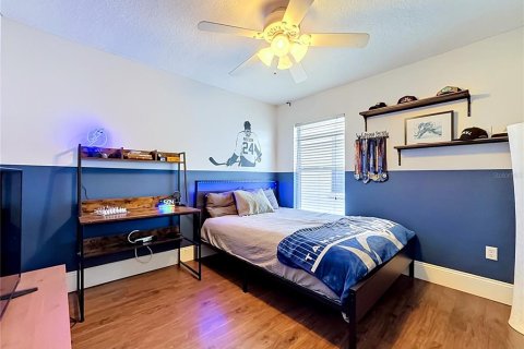 Casa en venta en Brandon, Florida, 4 dormitorios, 189.99 m2 № 2110398 - foto 24