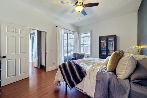 Casa en venta en Brandon, Florida, 4 dormitorios, 189.99 m2 № 2110398 - foto 19