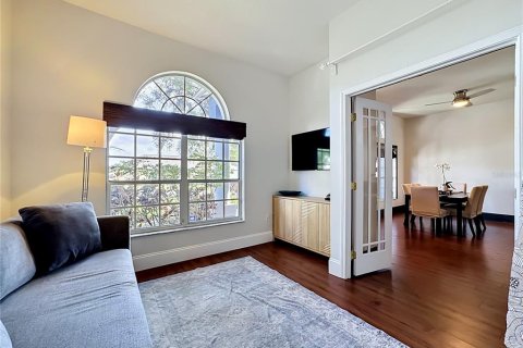 Casa en venta en Brandon, Florida, 4 dormitorios, 189.99 m2 № 2110398 - foto 9