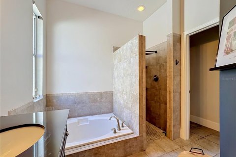 Casa en venta en Brandon, Florida, 4 dormitorios, 189.99 m2 № 2110398 - foto 21