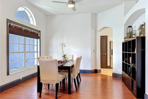 Casa en venta en Brandon, Florida, 4 dormitorios, 189.99 m2 № 2110398 - foto 5