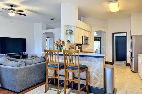 Casa en venta en Brandon, Florida, 4 dormitorios, 189.99 m2 № 2110398 - foto 15