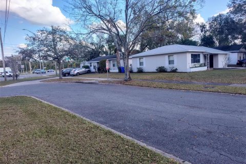 Duplex à vendre à Lakeland, Floride: 4 chambres, 155.98 m2 № 1907962 - photo 1