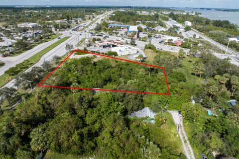 Commercial property in St. Lucie, Florida № 2081695 - photo 11