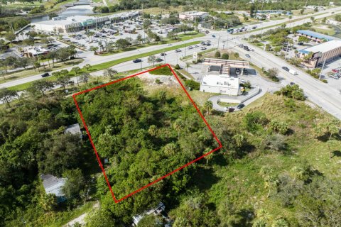 Commercial property in St. Lucie, Florida № 2081695 - photo 6