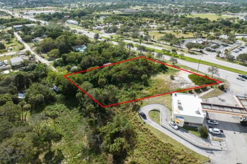 Commercial property in St. Lucie, Florida № 2081695 - photo 7