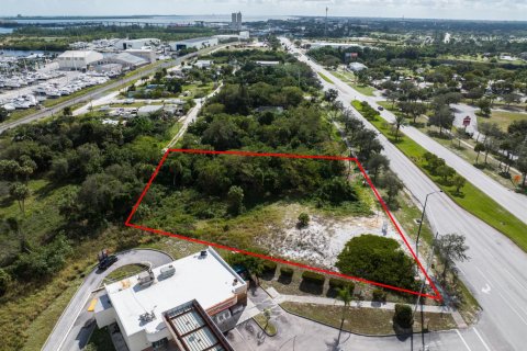 Commercial property in St. Lucie, Florida № 2081695 - photo 8