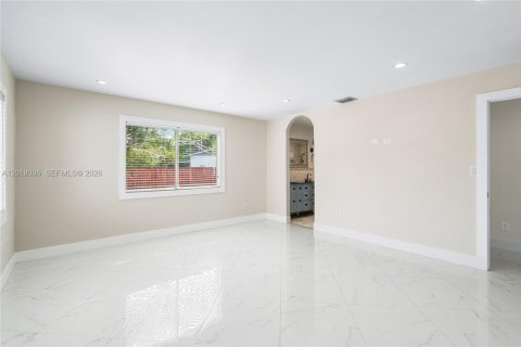 Casa en venta en Miami, Florida, 4 dormitorios, 166.85 m2 № 2256525 - foto 21