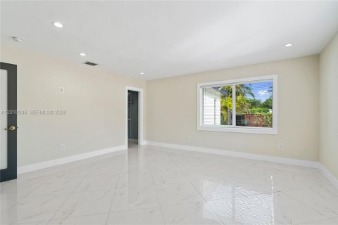 Casa en venta en Miami, Florida, 4 dormitorios, 166.85 m2 № 2256525 - foto 20