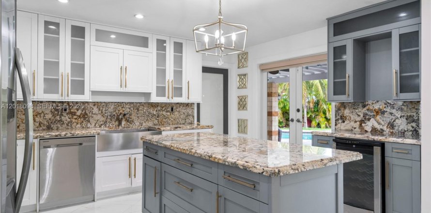 Casa en Miami, Florida 4 dormitorios, 166.85 m2 № 2256525