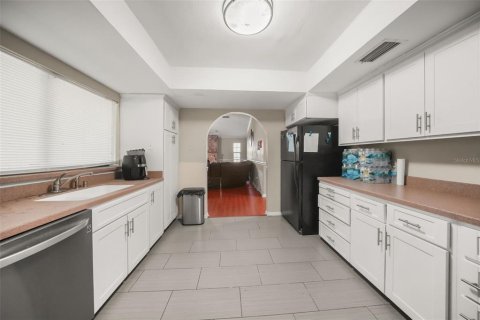 Casa en venta en Tampa, Florida, 3 dormitorios, 222.41 m2 № 2429617 - foto 26