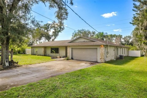Casa en venta en Tampa, Florida, 3 dormitorios, 222.41 m2 № 2429617 - foto 3