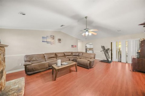 Casa en venta en Tampa, Florida, 3 dormitorios, 222.41 m2 № 2429617 - foto 9
