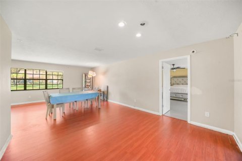 Casa en venta en Tampa, Florida, 3 dormitorios, 222.41 m2 № 2429617 - foto 19
