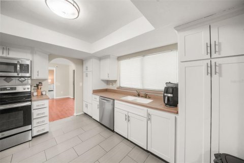 Casa en venta en Tampa, Florida, 3 dormitorios, 222.41 m2 № 2429617 - foto 24
